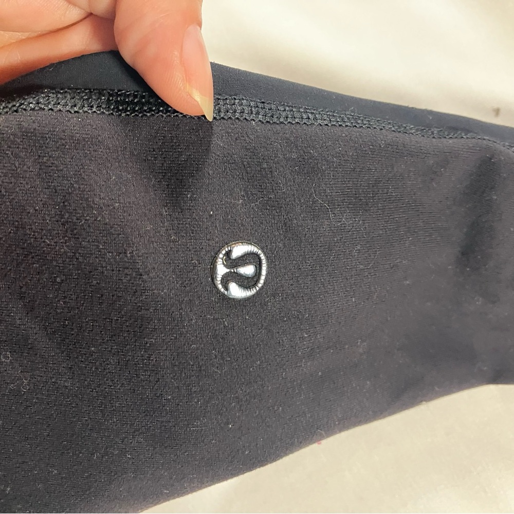 Lululemon high waisted black tight leggings, cropped above ankle, yoga workout 6 - Picture 3 of 8
